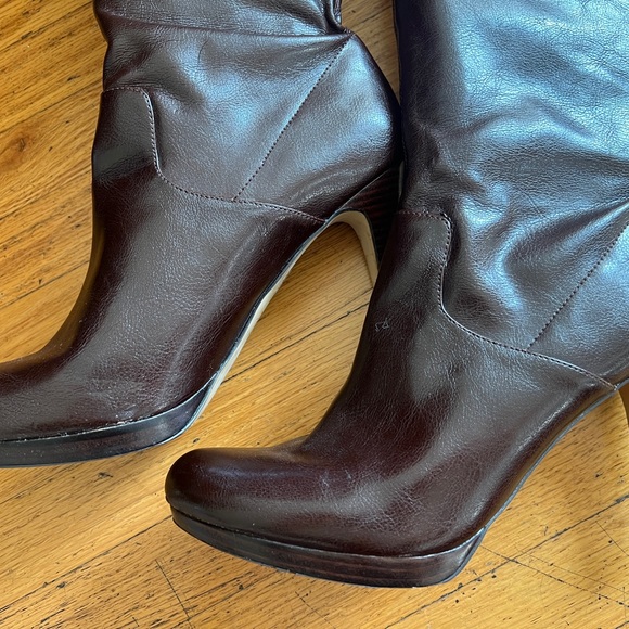 Franco Sarto, The Artist’s Collection Traspira knee high brown boots, size 11 - Picture 7 of 10